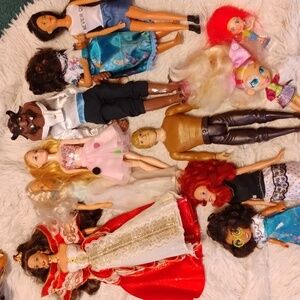 Barbie & Disney Dolls